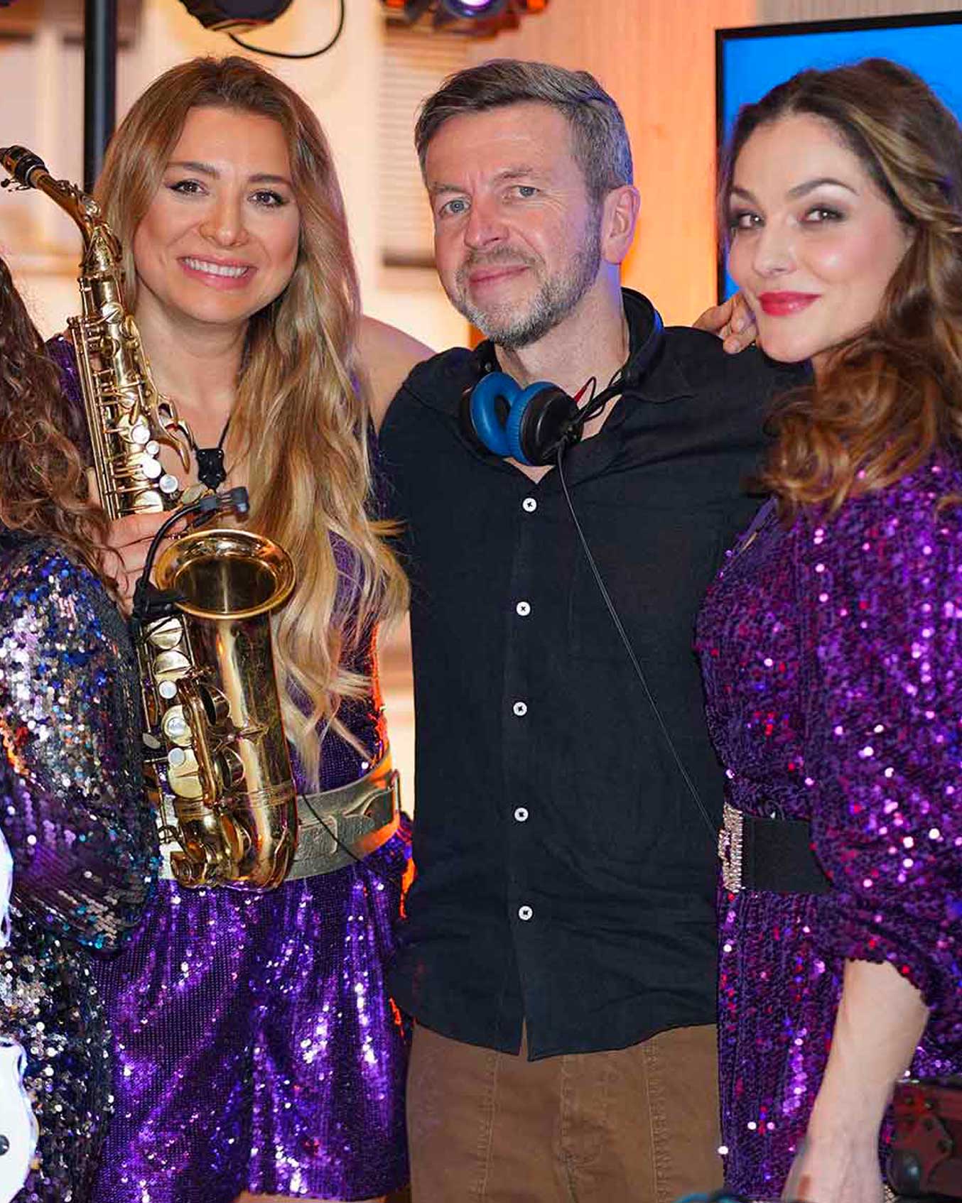 DJ mit Saxophonistin und Sängerin – Live-Act für Standparty auf der EXPO REAL München