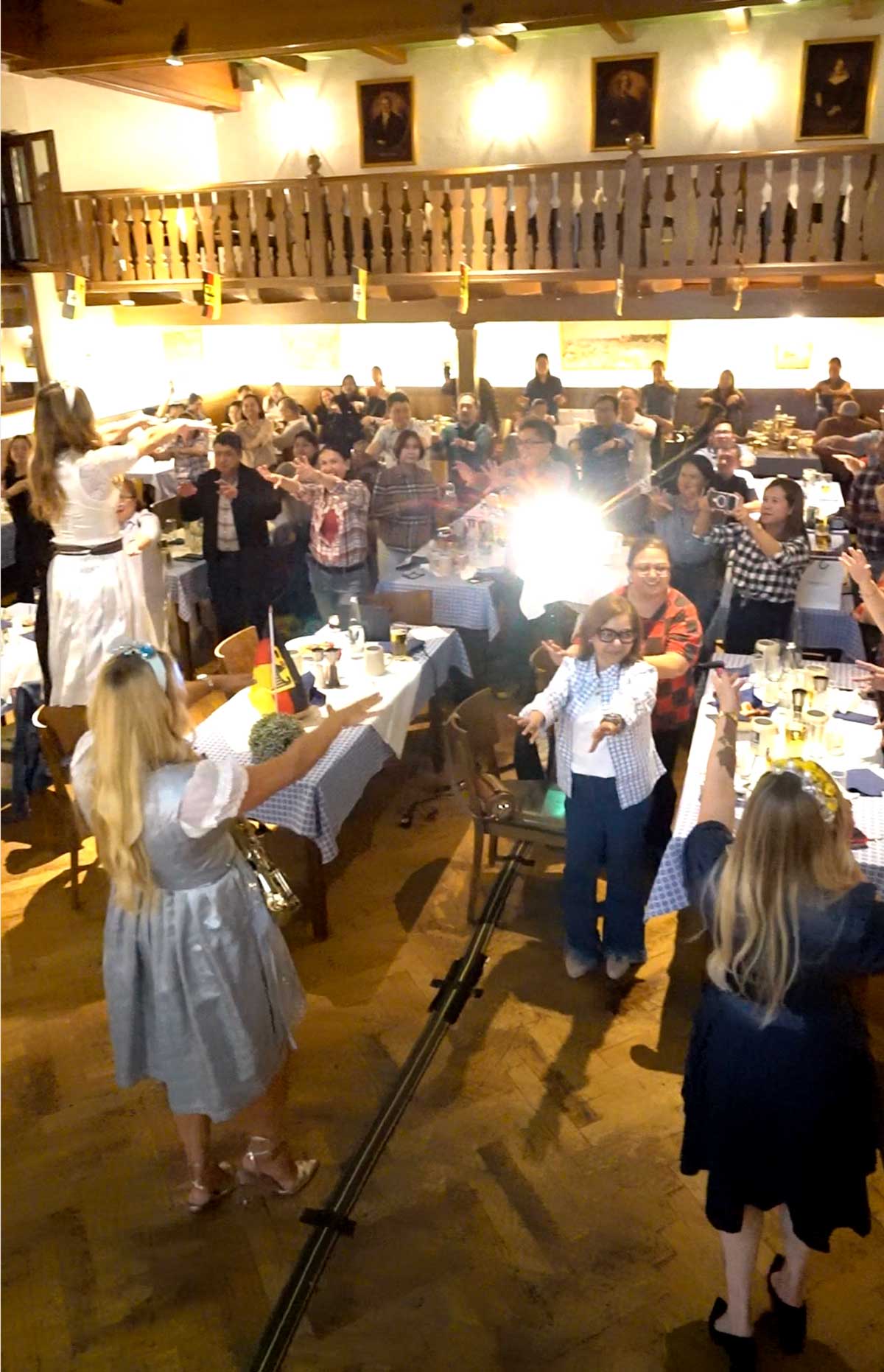 Mobile Oktoberfest band in Munich with singers and saxophonist at Augustiner Keller