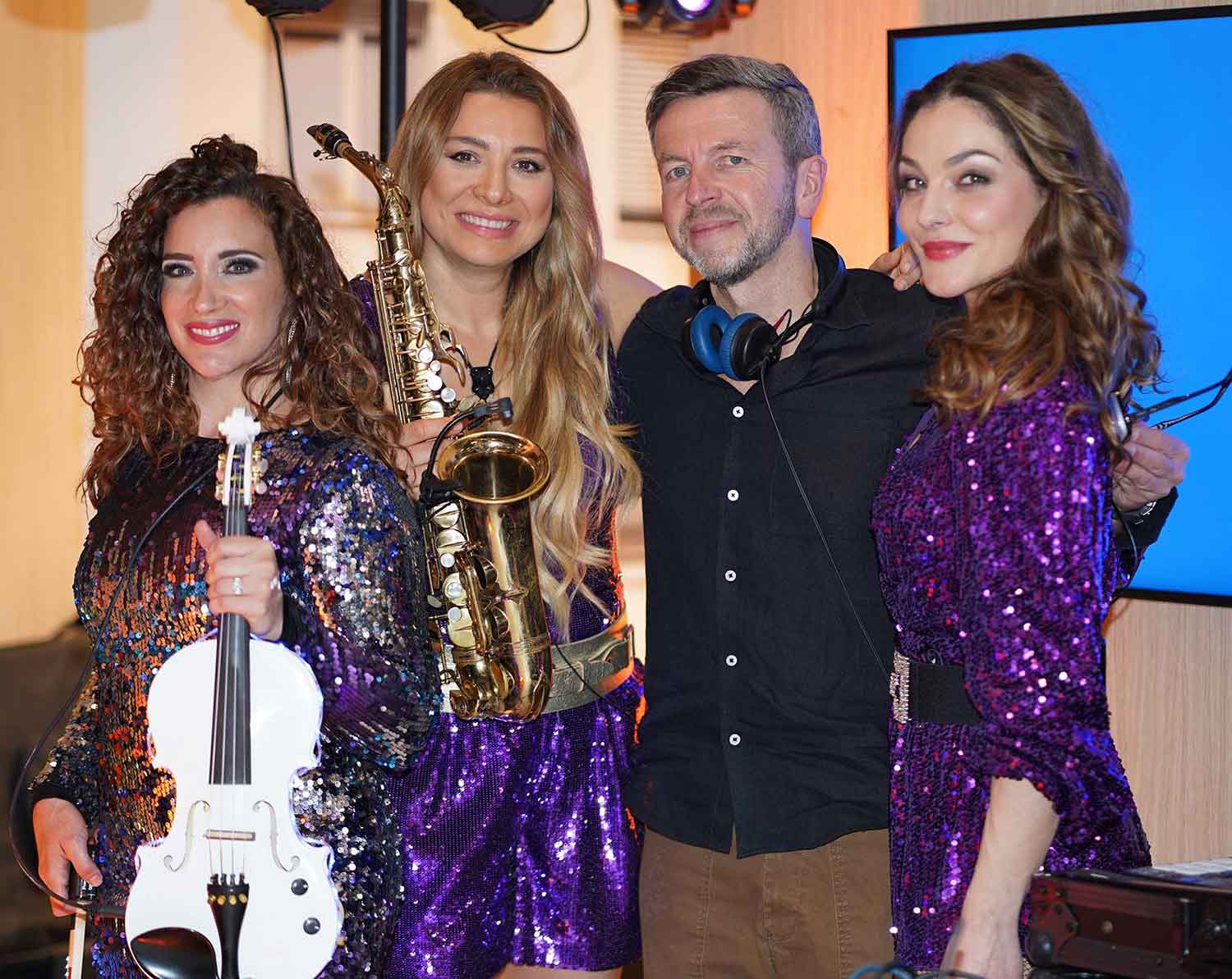 Damenband mit DJ buchen als Dj mit Live Act