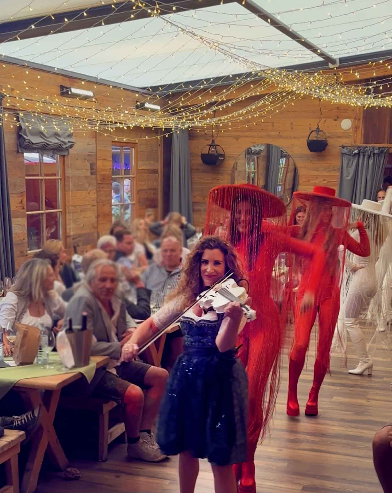 All-female band and party band in Kitzbühel for corporate events, summer parties and VIP events