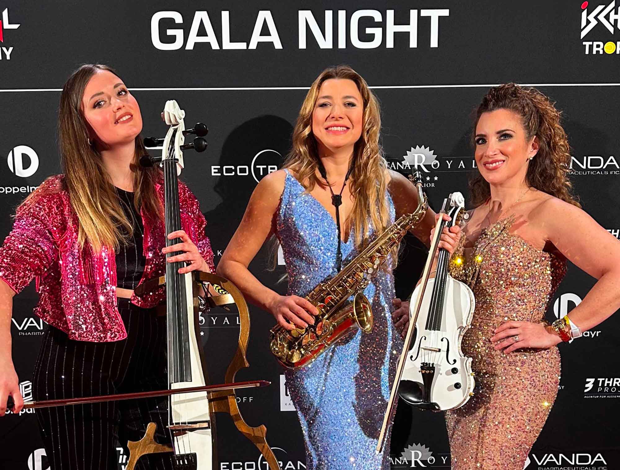 Sax & Strings live act with saxophonist and string quartet for gala and wedding in Munich