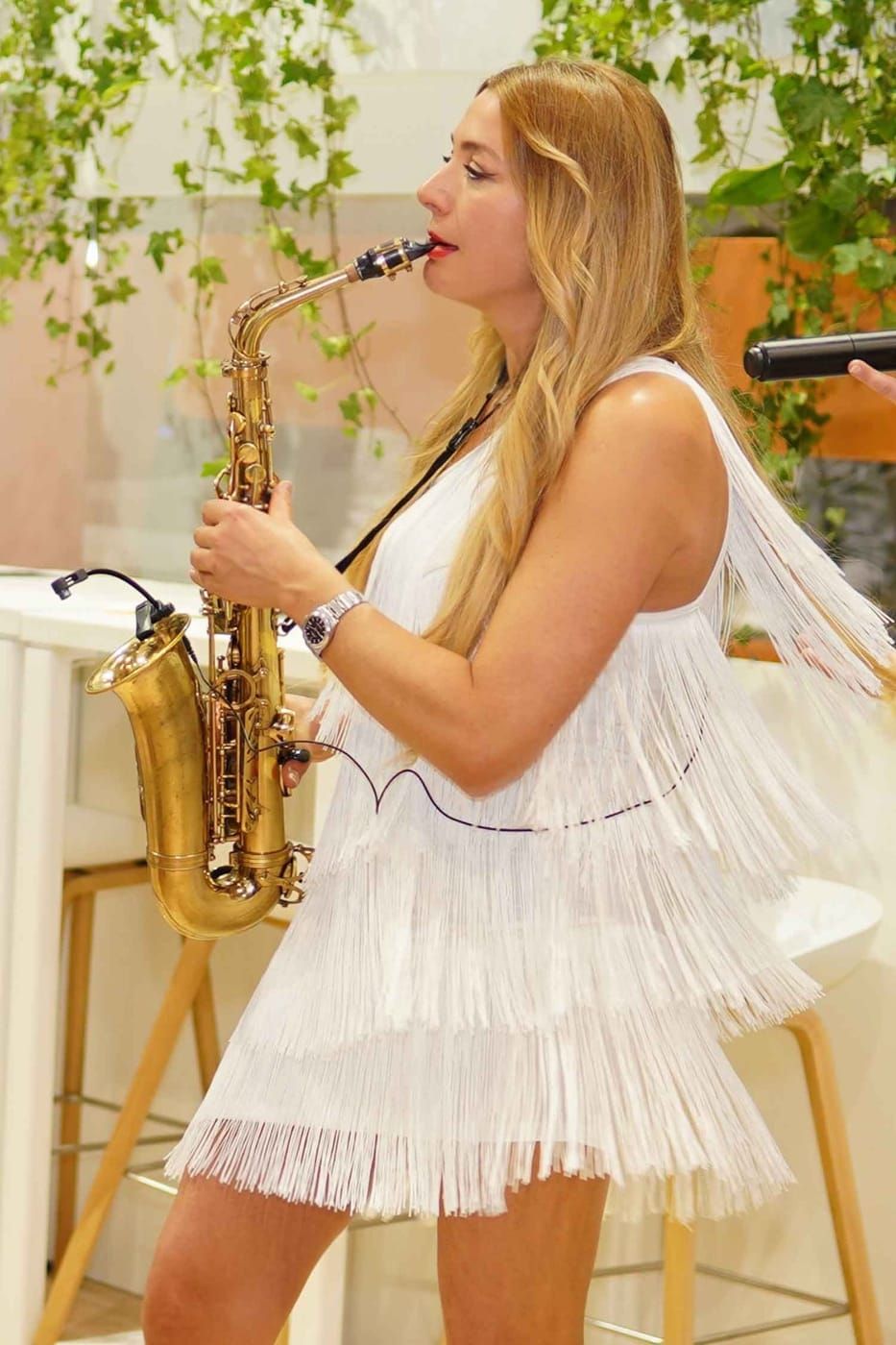 Saxophonist at networking event and trade fair party in Munich